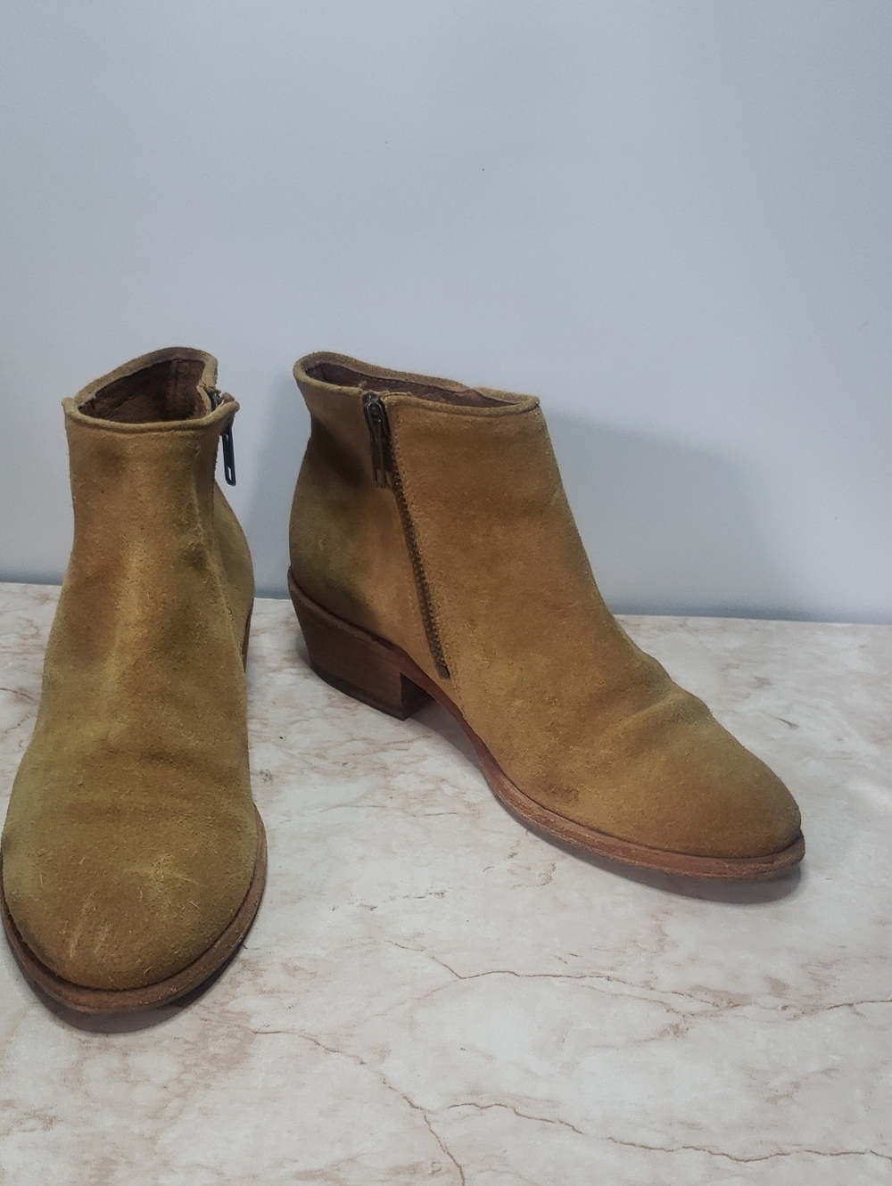 Frye Women's Suede Side-Zip Ankle Boots in Tan Size 6